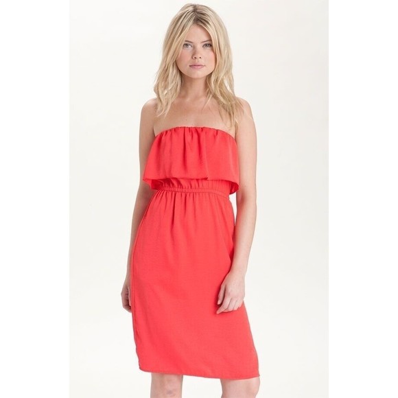 BCBGMaxazria XS Malia Strapless Dress in Red Berry Elastic Waist Ruffle NWT - Picture 3 of 15